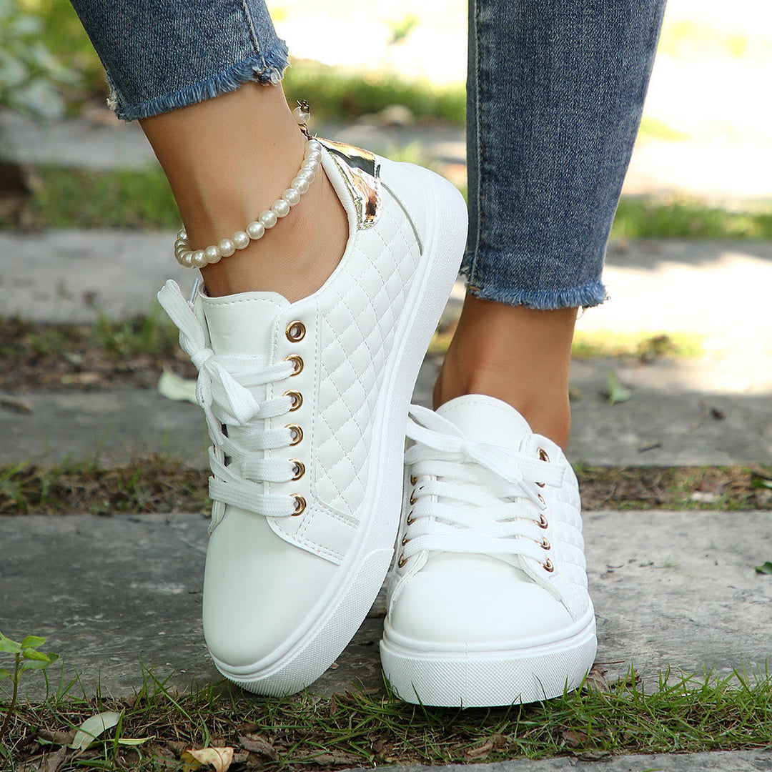 Amelia | Refined Quilted Orthopedic Shoes with Lace-Up Comfort