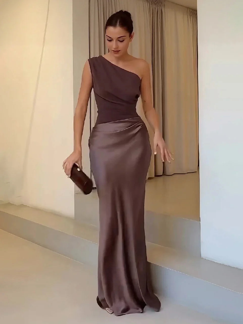 Ava | Graceful One-Shoulder Race Dress with Sleek Maxi Skirt