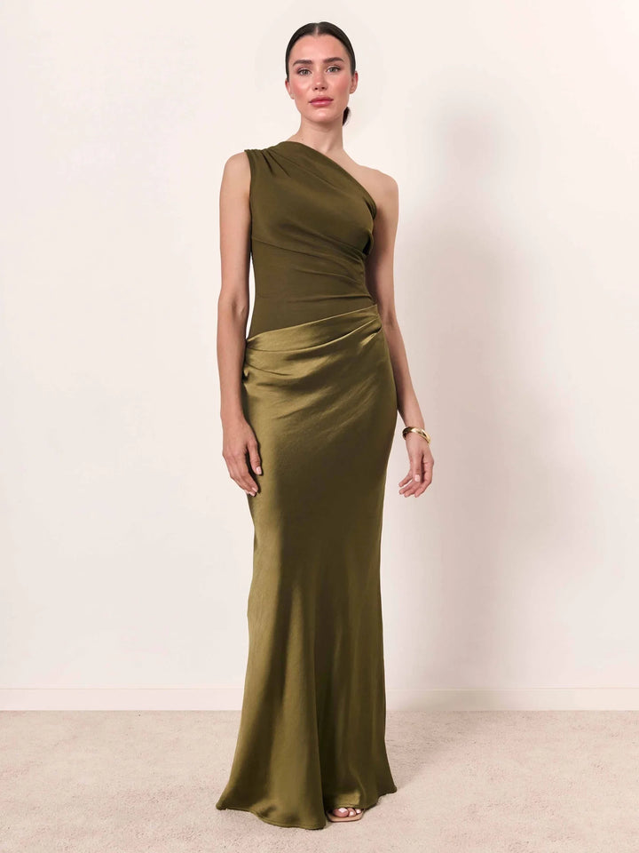 Ava | Graceful One-Shoulder Race Dress with Sleek Maxi Skirt
