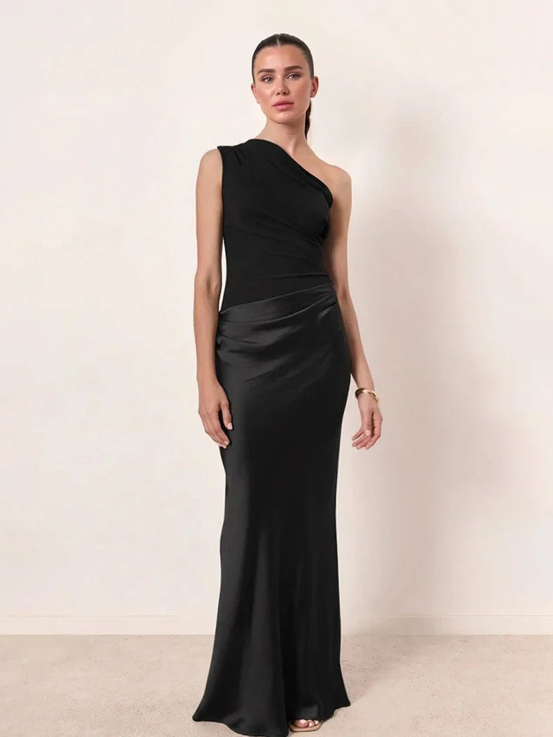 Ava | Graceful One-Shoulder Race Dress with Sleek Maxi Skirt