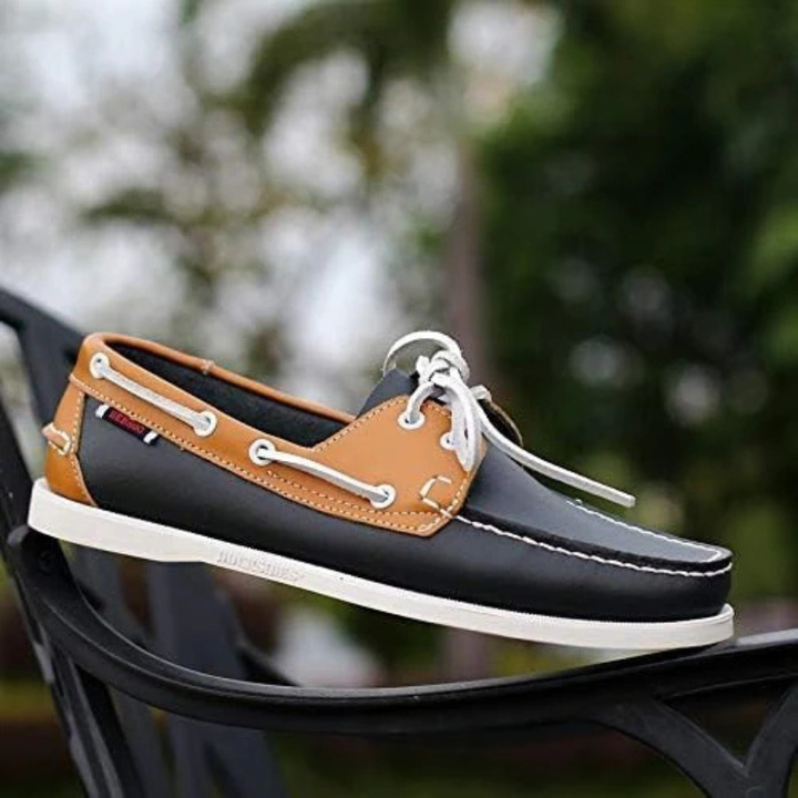 Billy | Graceful Two-Tone Lace-Up Boat Shoes