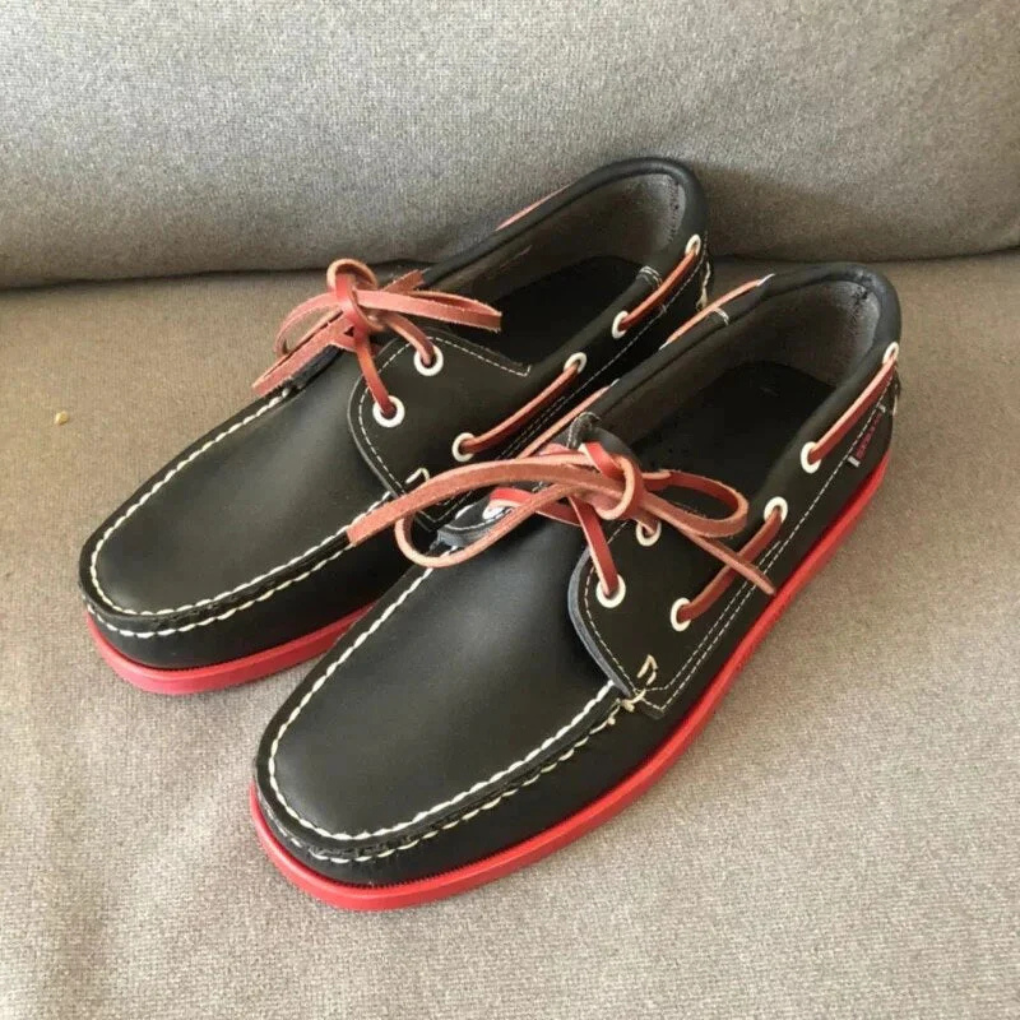Billy | Graceful Two-Tone Lace-Up Boat Shoes