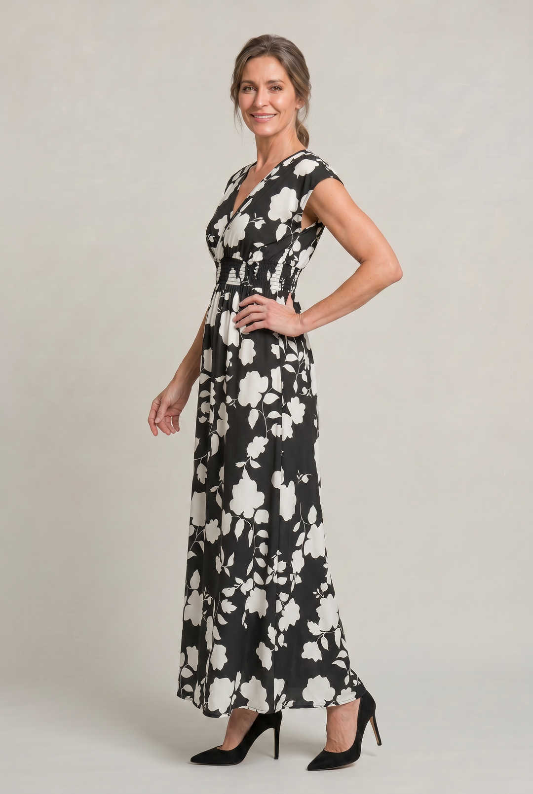 Charlotte | Polished Floral Print V-Neck Maxi Races Dress