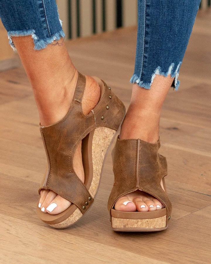 Chloe | Timeless Chunky Sandals with Cut-Out Wedge Platform