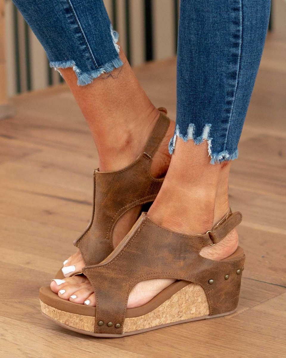 Chloe | Timeless Chunky Sandals with Cut-Out Wedge Platform