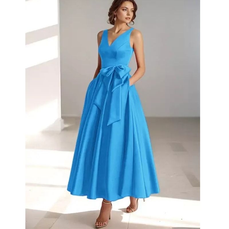 Eliana | Polished Pleated V-Neck Midi Races Dresses