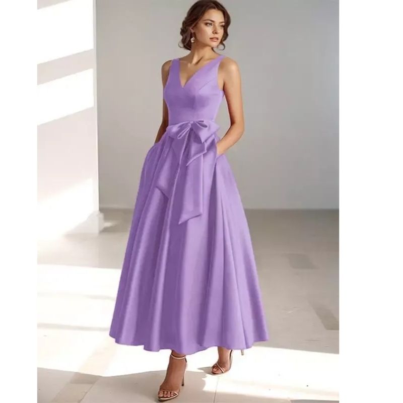 Eliana | Polished Pleated V-Neck Midi Races Dresses