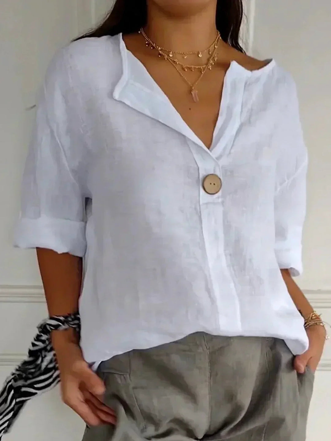 Elodie | Relaxed V-Neck Button Summer Top
