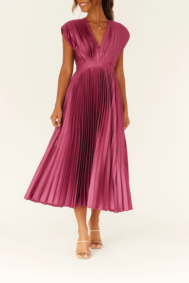 Emma | Relaxed Pleated V-Neck Race Dress