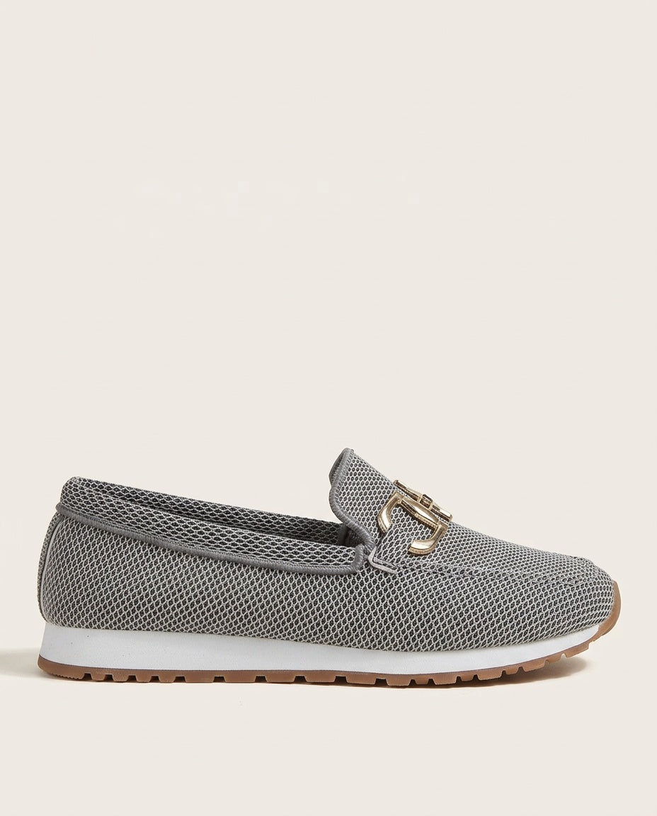 Eva | Timeless Cushioned Orthopedic Shoes with Woven Buckle Detail