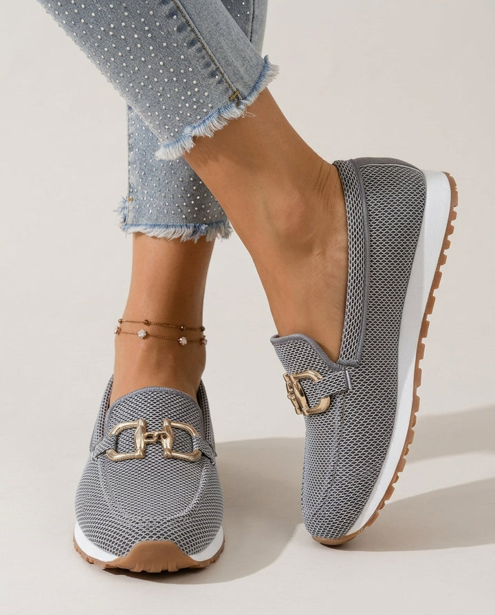 Eva | Timeless Cushioned Orthopedic Shoes with Woven Buckle Detail