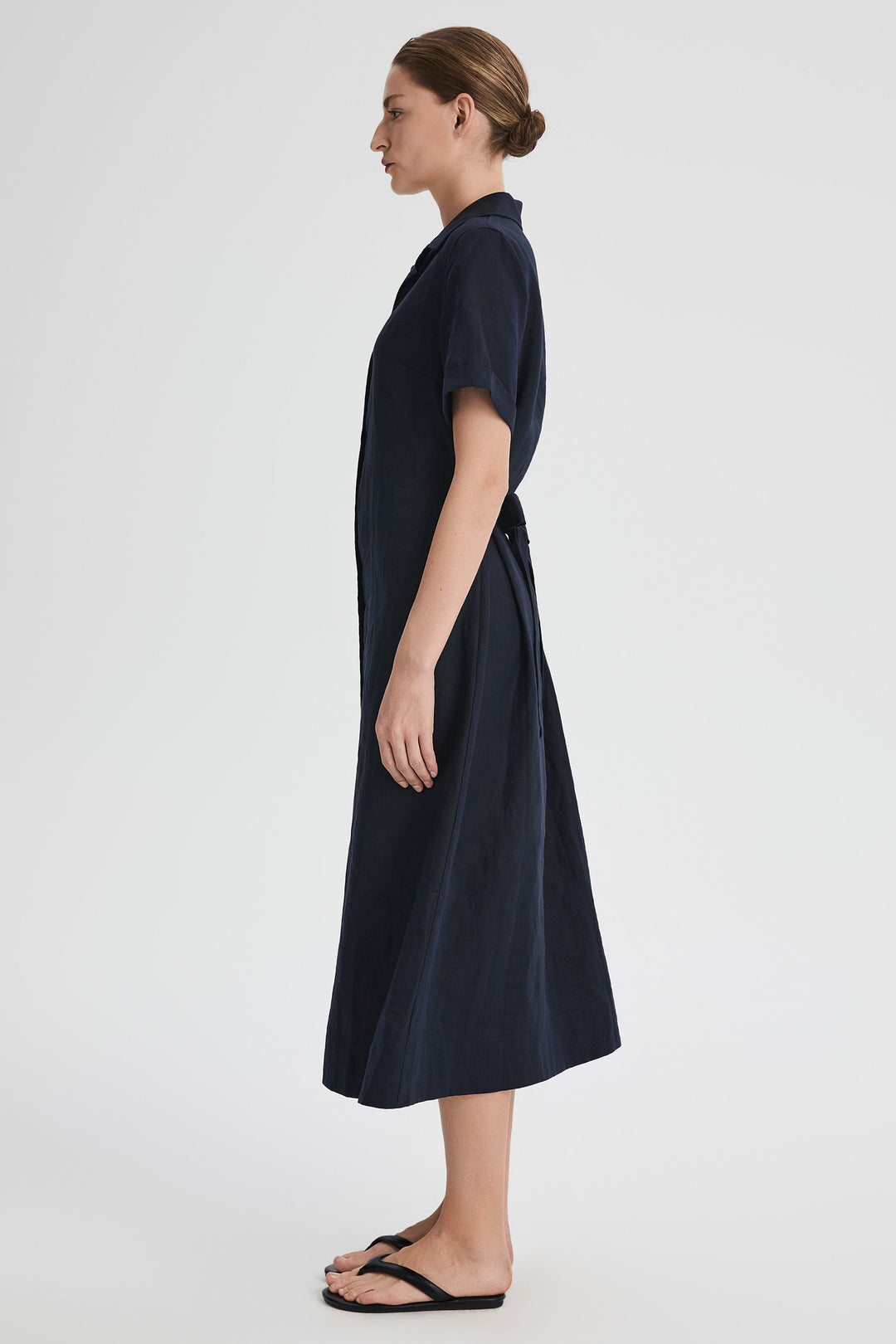 Evie | Timeless Maxi Linen Dress with Tie-Waist Shirt Collar