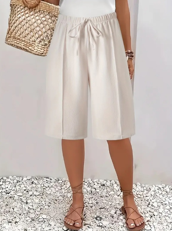 Frankie | Classic Wide Leg Bermuda Shorts with Drawstring Waist