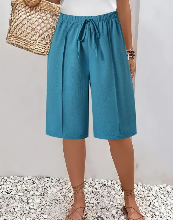 Frankie | Classic Wide Leg Bermuda Shorts with Drawstring Waist