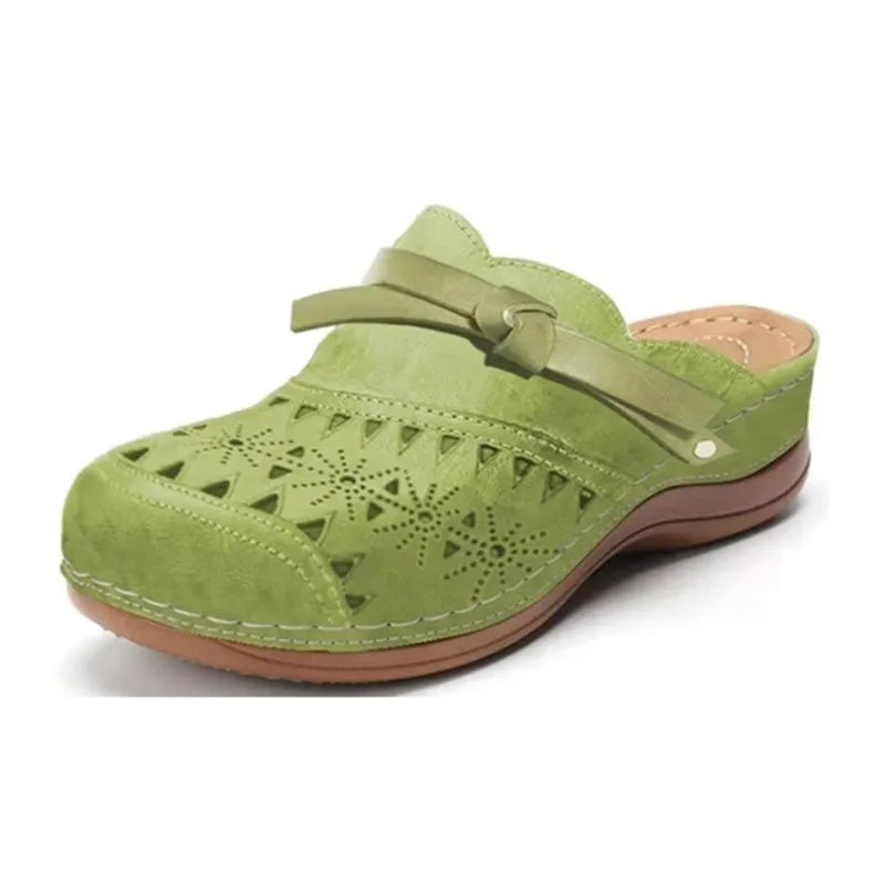 Heidi | Refined Orthopedic Clog Sandals with Cut-Out Detail