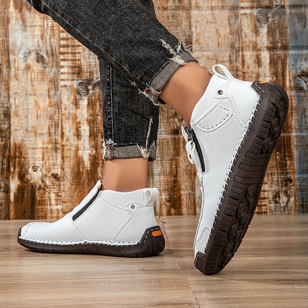 Henry | Relaxed Stitched Ankle Orthopedic Shoes with Side Zip