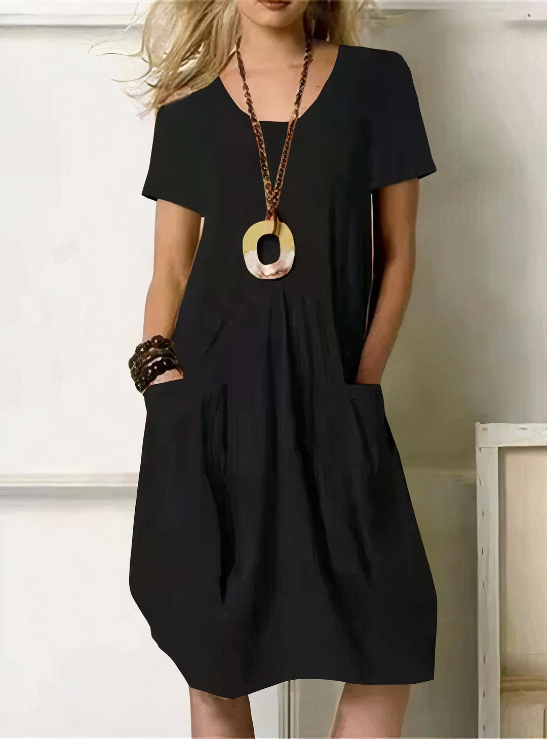 Isabelle | Sophisticated V-Neck Pocket Midi Dress