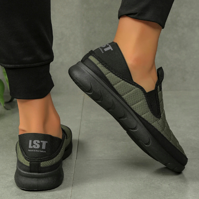 Julian | Cosy Quilted Slip-On Orthopedic Shoes for Men