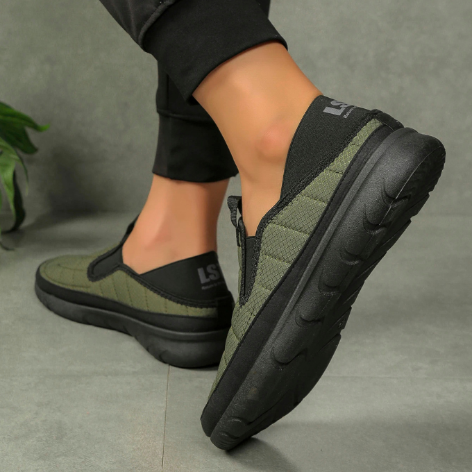 Julian | Cosy Quilted Slip-On Orthopedic Shoes for Men