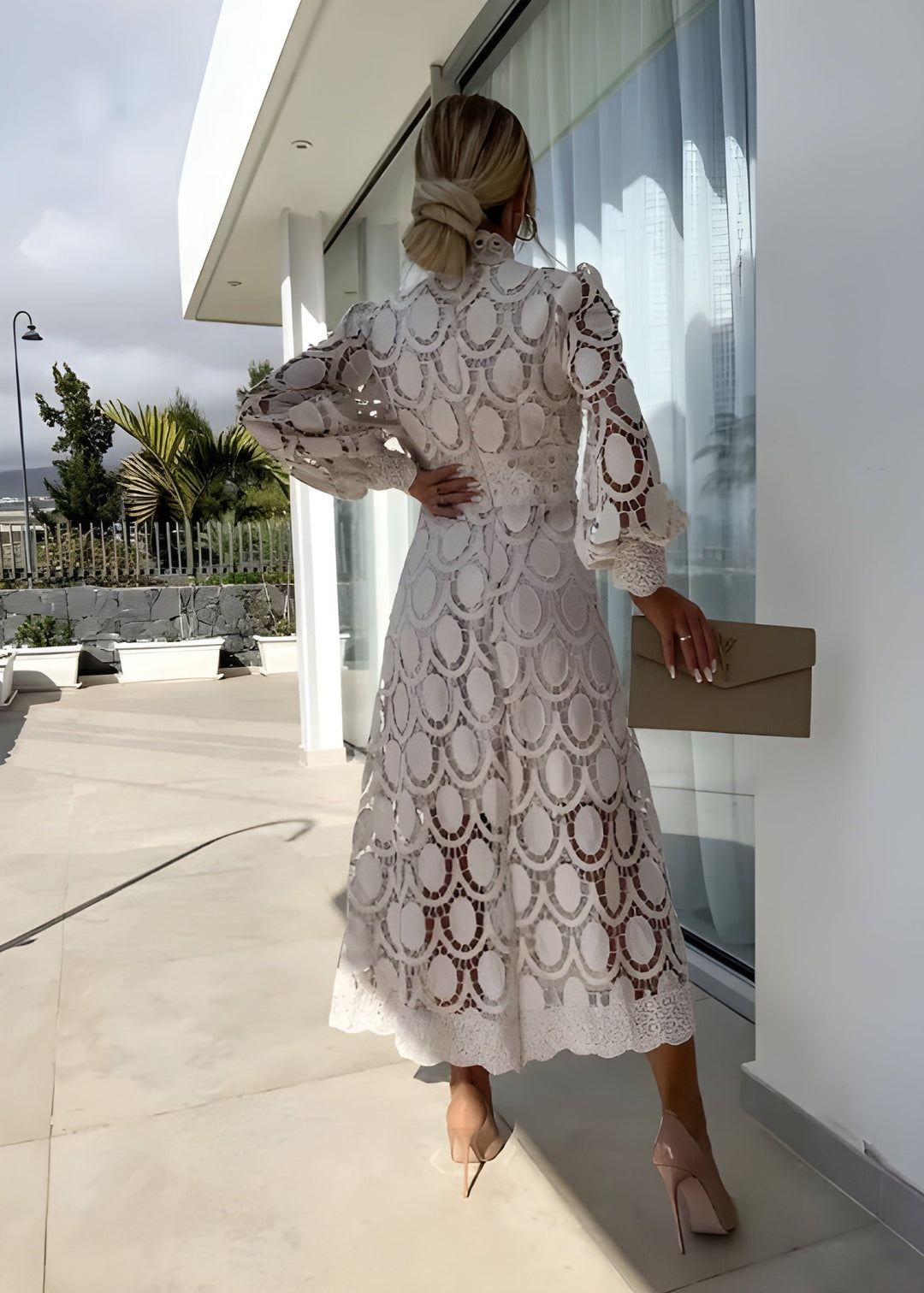 Kaia | Sophisticated Lace Midi Races Dresses with Puff Sleeves