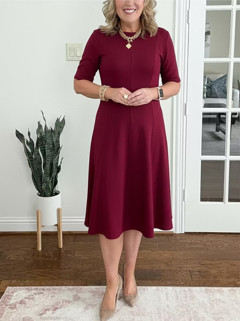 Layla | Chic Fit-and-Flare Midi Cocktail Dress