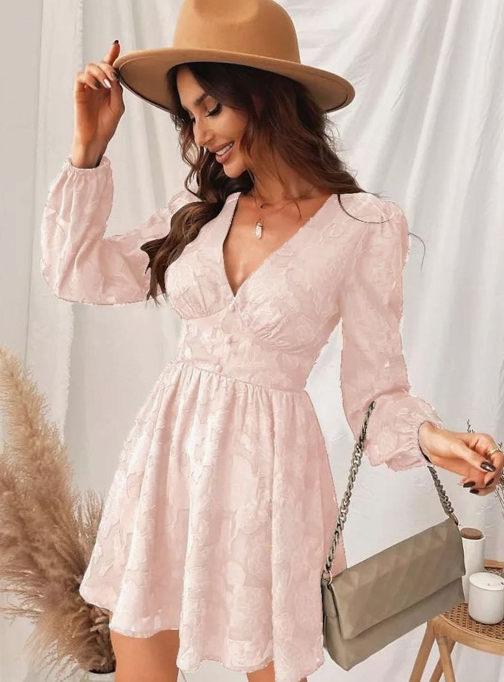 Layla | Relaxed Floral Jacquard V-Neck Long Sleeve Party Dress