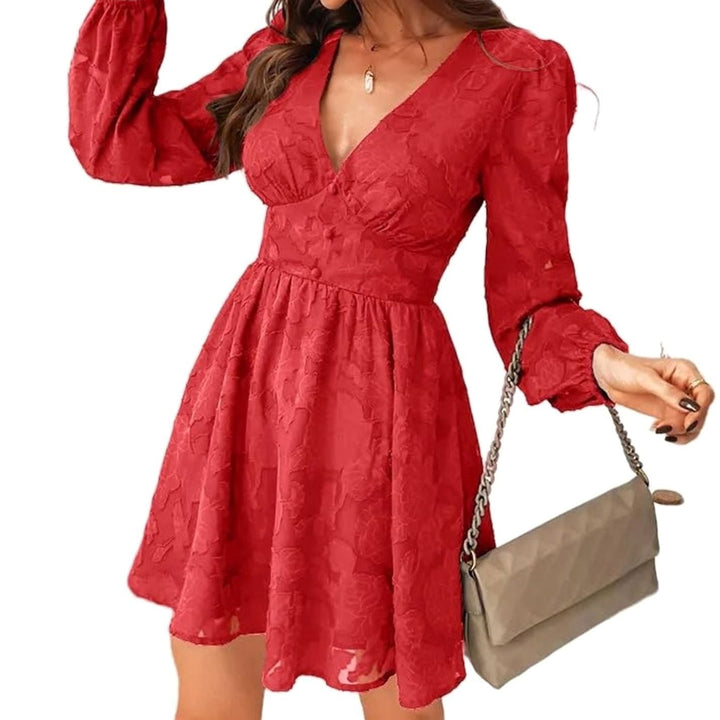 Layla | Relaxed Floral Jacquard V-Neck Long Sleeve Party Dress