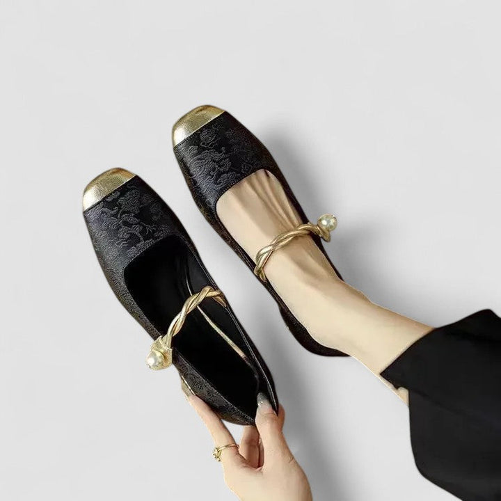 Maggie | Chic Embroidered Block Heel Mary Jane Shoes