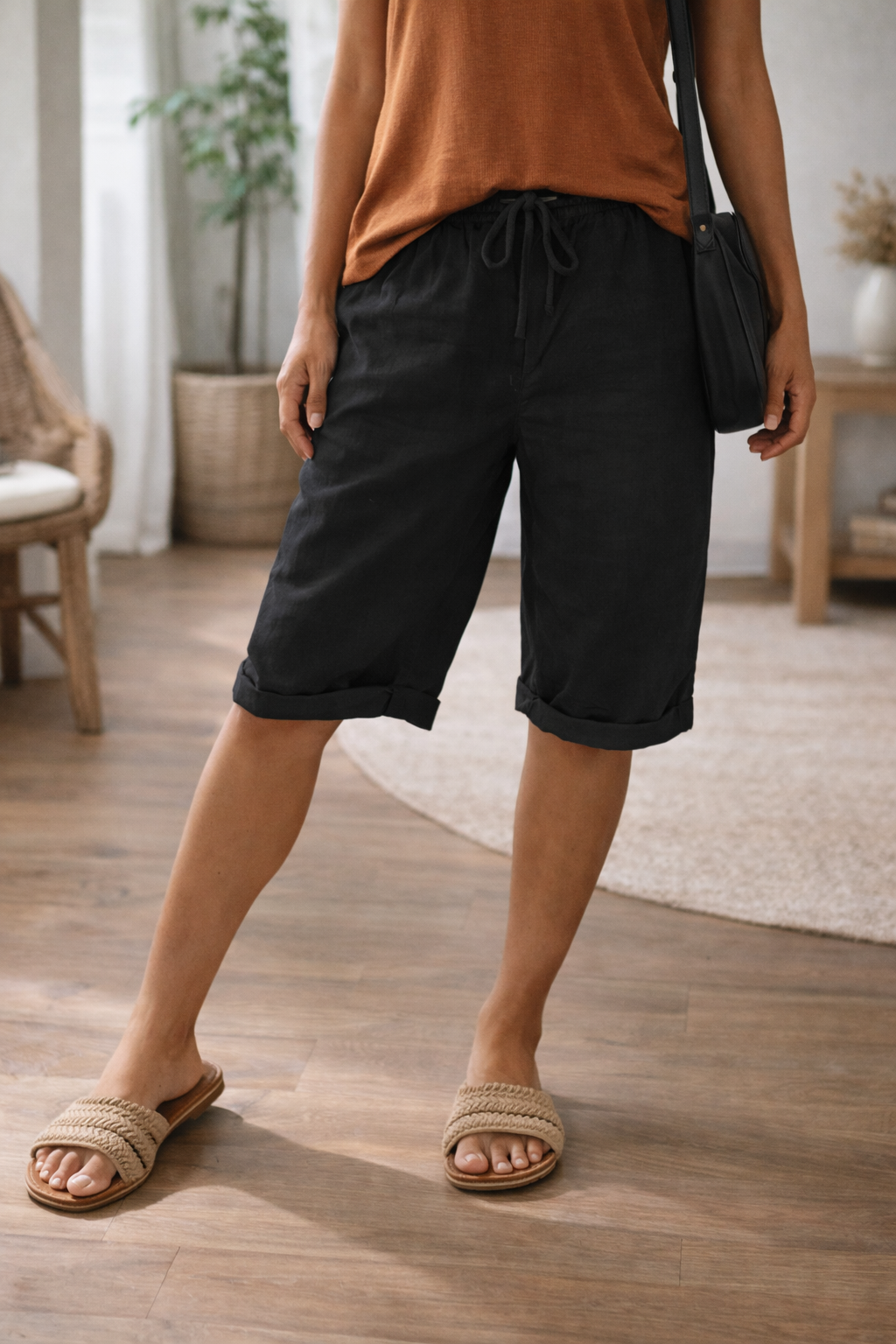 Mia | Sophisticated Knee-Length Linen Shorts with Drawstring Waist
