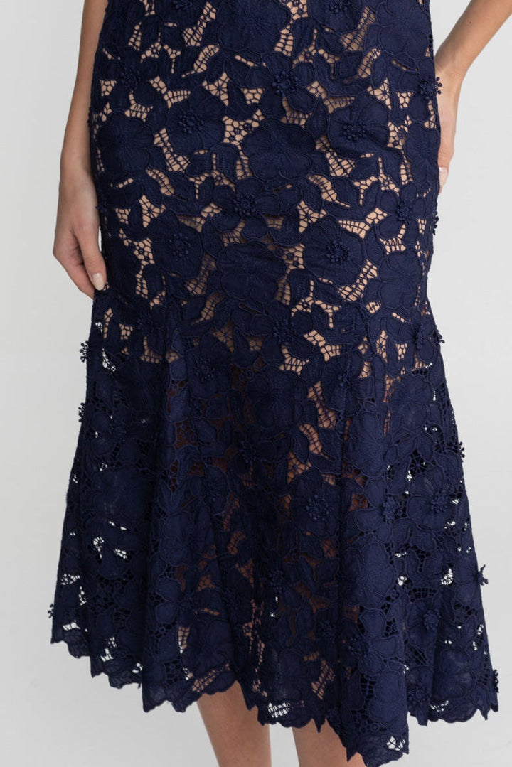 Piper | Chic Collared Lace Belted Races Dresses