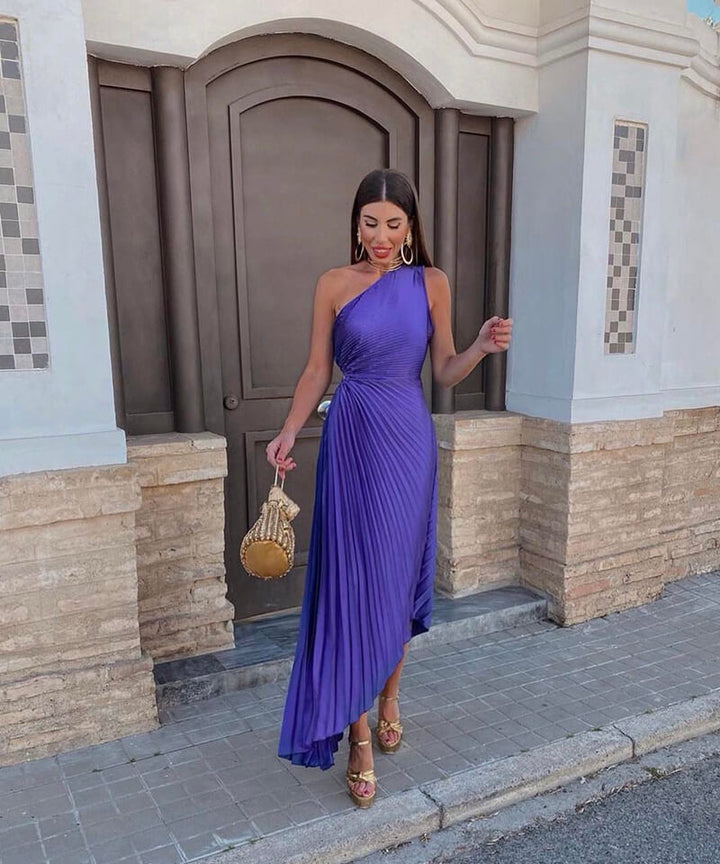 Poppy | Classic Pleated One-Shoulder Races Dress