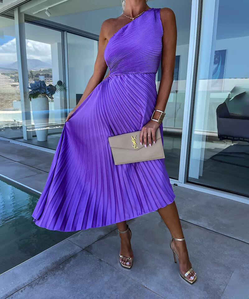 Poppy | Classic Pleated One-Shoulder Races Dress