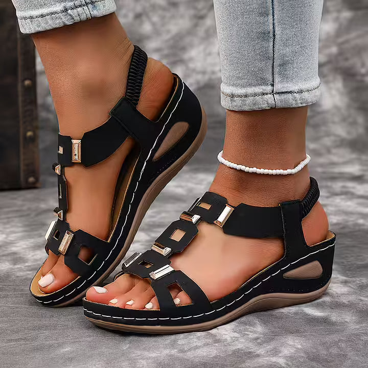 Poppy | Graceful Platform Sandals with Ankle Strap Detail