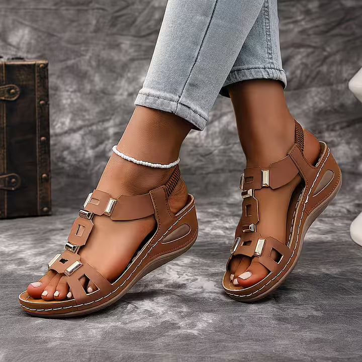 Poppy | Graceful Platform Sandals with Ankle Strap Detail