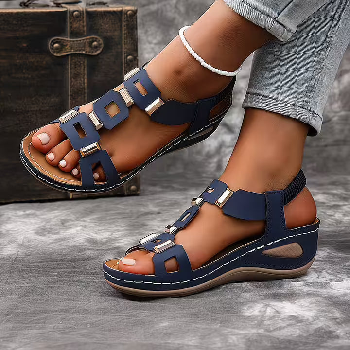 Poppy | Graceful Platform Sandals with Ankle Strap Detail