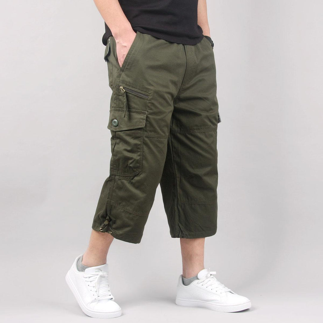 River | Chic Utility Cargo Shorts with Multi-Pocket Detail