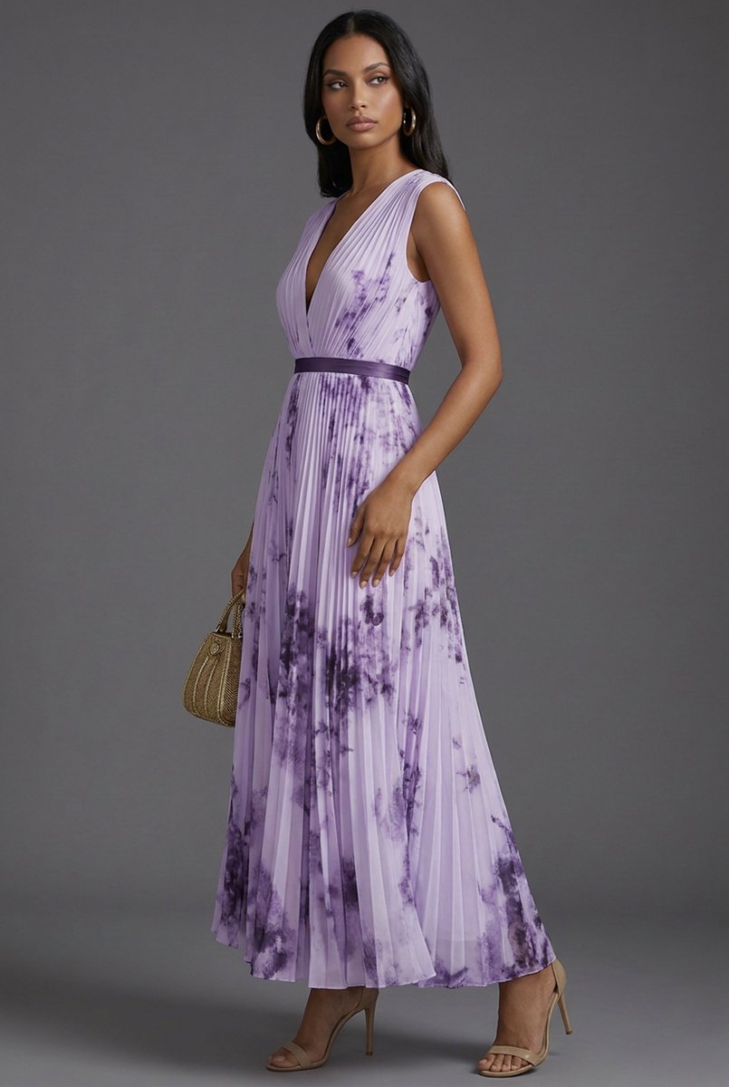 Rosie | Relaxed Pleated Floral V-Neck Races Dresses