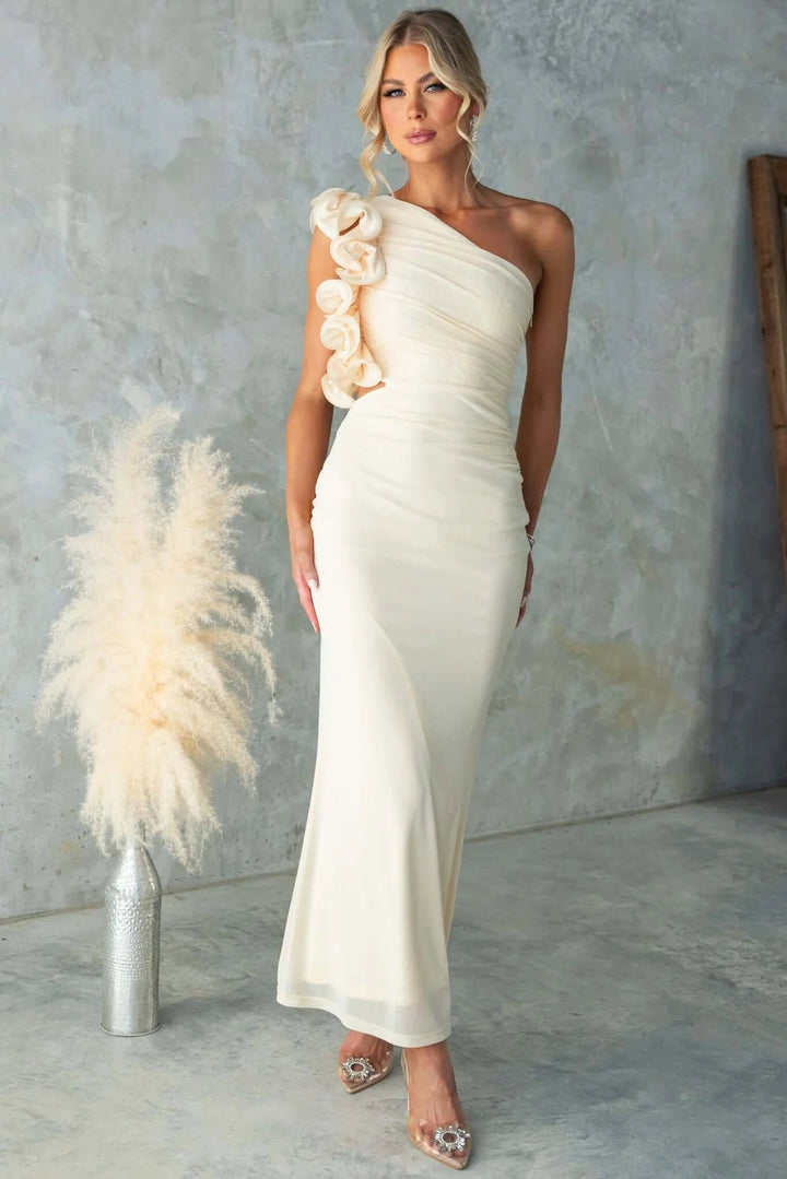Savannah | Chic Ruffle One-Shoulder Races Dress