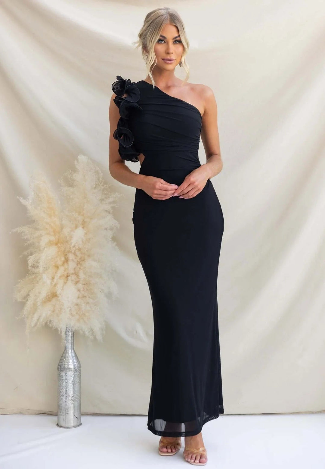 Savannah | Chic Ruffle One-Shoulder Races Dress