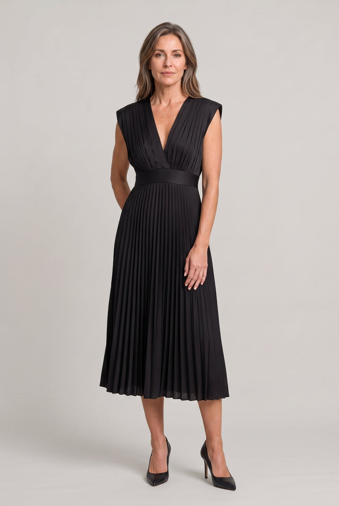 Sienna | Polished Pleated V-Neck Midi Races Dresses