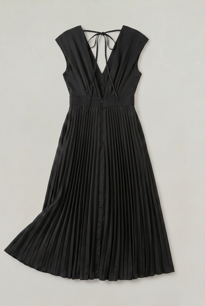 Sienna | Polished Pleated V-Neck Midi Races Dresses