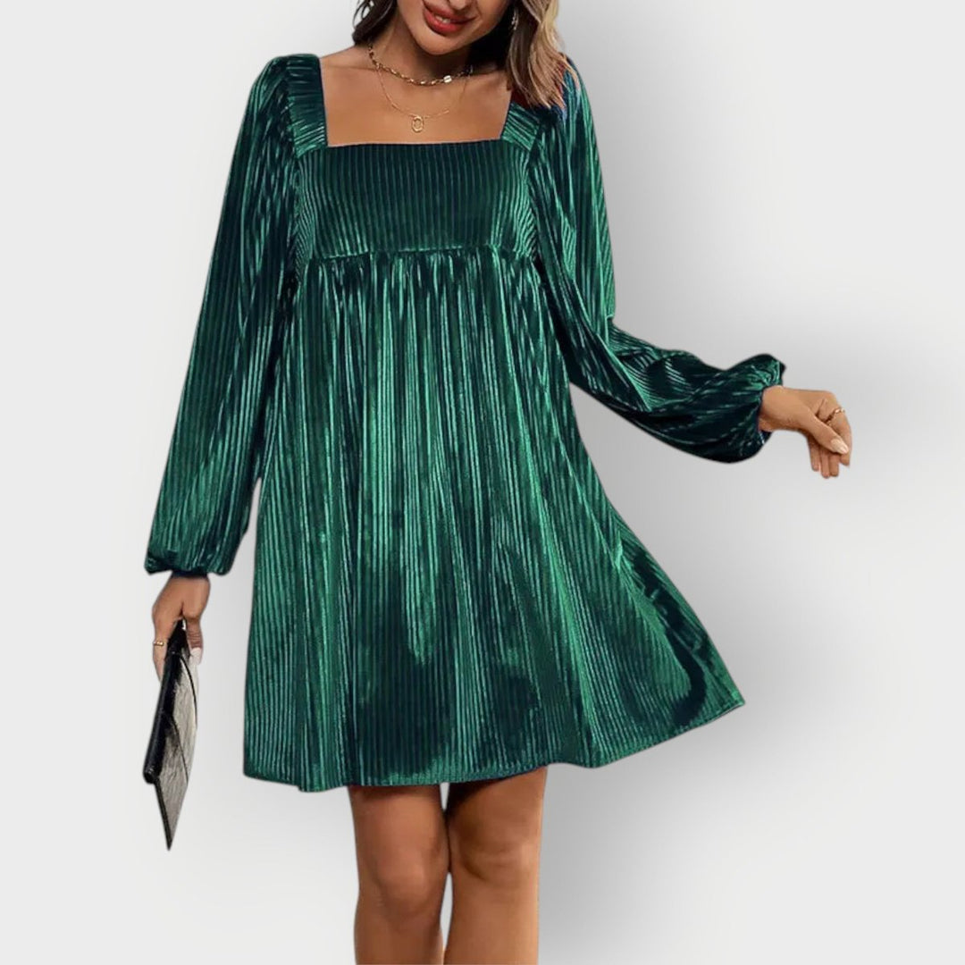 Sofia | Relaxed Pleated Square Neck Christmas Dress