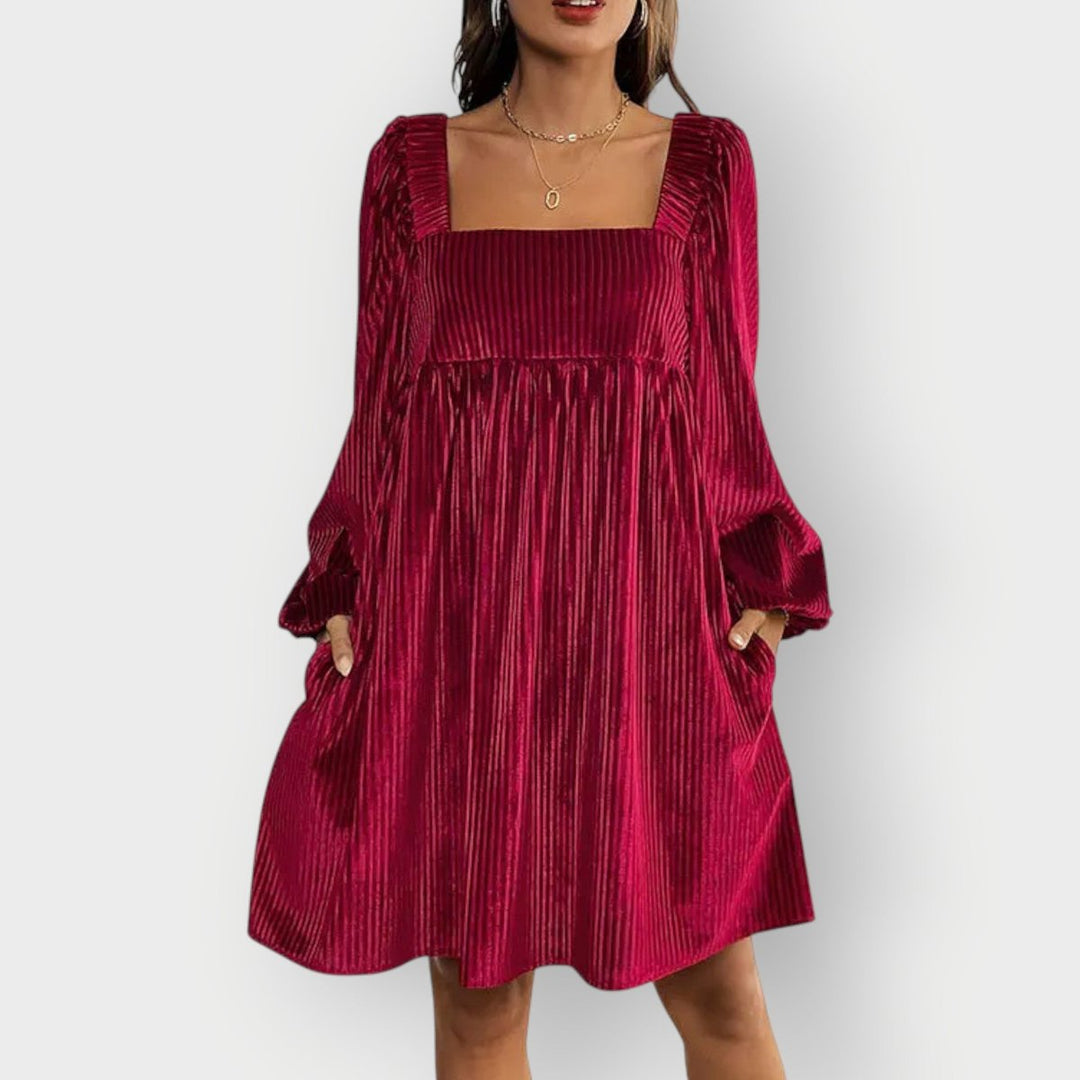 Sofia | Relaxed Pleated Square Neck Christmas Dress