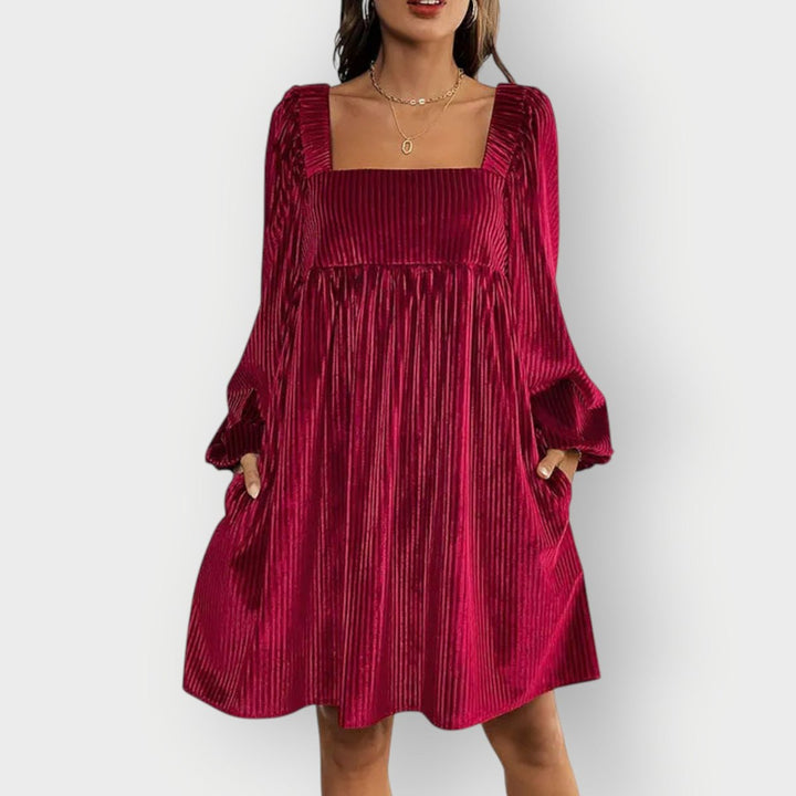 Sofia | Relaxed Pleated Square Neck Christmas Dress