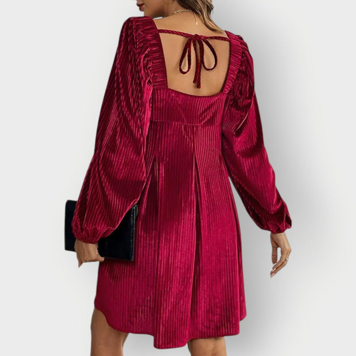 Sofia | Relaxed Pleated Square Neck Christmas Dress