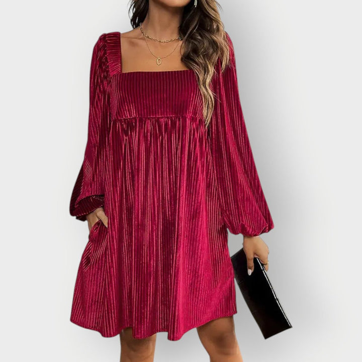 Sofia | Relaxed Pleated Square Neck Christmas Dress