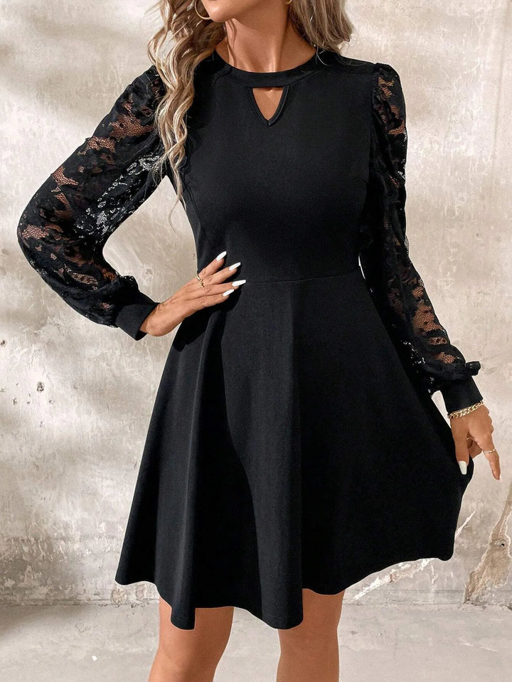 Stella | Relaxed Lace Sleeve Race Dress with Keyhole Neckline