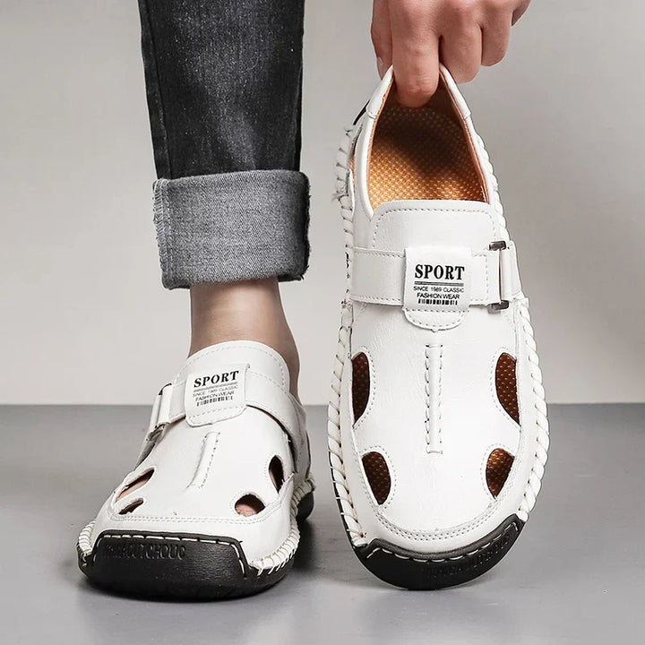 William | Relaxed Closed Toe Buckle Mens Sandals