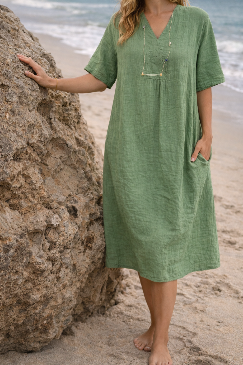Willow | Polished Relaxed V-Neck Linen Midi Dress