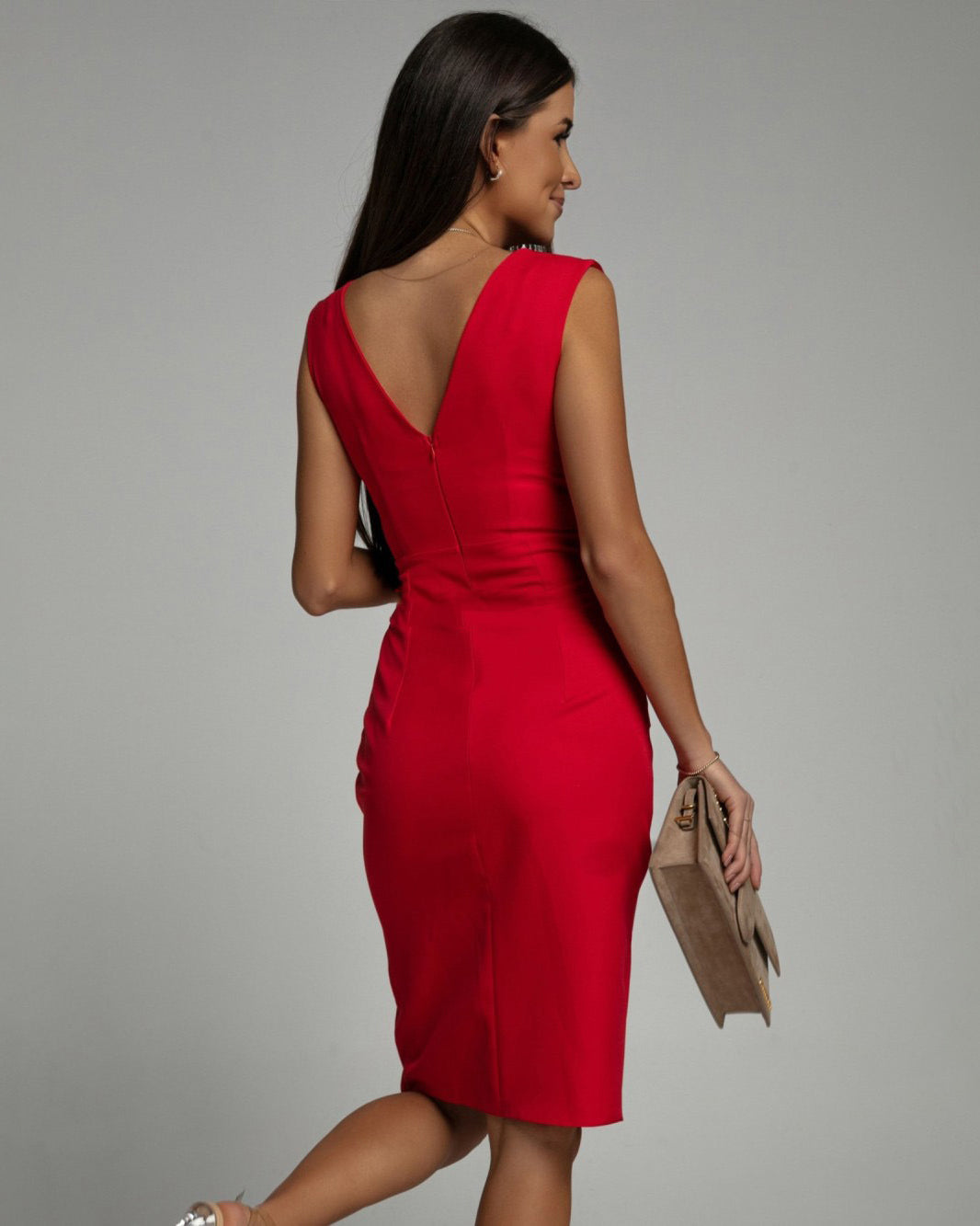 Zoe | Sophisticated Fitted V-Neck Cocktail Dress with Slit